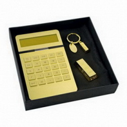 Набор Мидас: брелок и зажигалка в виде слитков золота, калькулятор