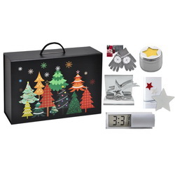 Подарочный набор "Silver Star" в коробке-чемодане с новогодним рисунком: часы 10х3х3 см, пластик, подставка под визитки "Загадай желание", металл, перчатки для сенсорных экранов "Снежинка", фетровый магнит "Звездочка", подсвечник "Звезда" с