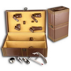 Винный набор, 5 предметов, в кожаном кейсе с двумя отделениями под бутылки, цвет коричневый
