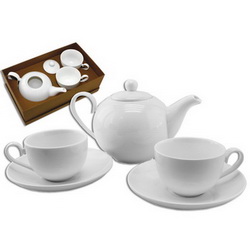 Набор чайный: две чайные пары по 190 мл и чайник, фарфор, белый