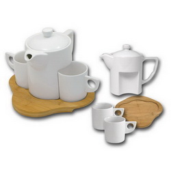 Чайники, чайные и кофейные наборы, серви