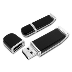 Флэш-карта USB, 4Gb, пластиковый корпус, цвет черный