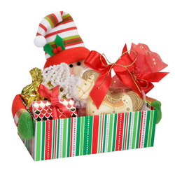 Шоколадный набор "Дед Мороз с подарками":кофейное суфле и воздушное безе в горьком шоколаде,шоколад фигурный горький и белый,мармелад на основе натуральных соков,шоколадные конфеты со сливочными начинками в подарочной коробке